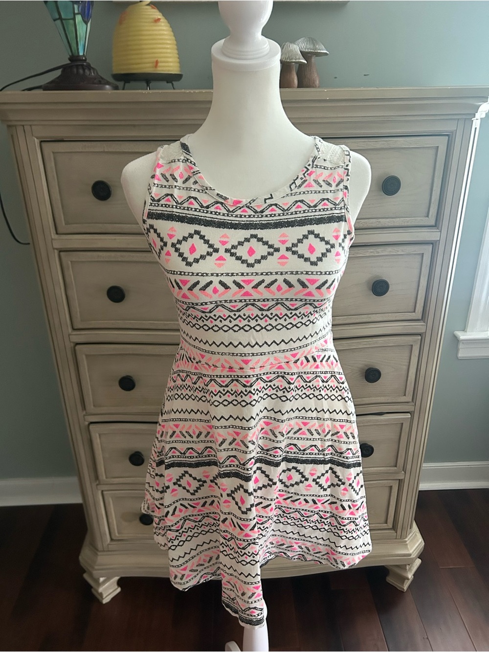Epic Threads White Dress with Pink & Black Geometric Print